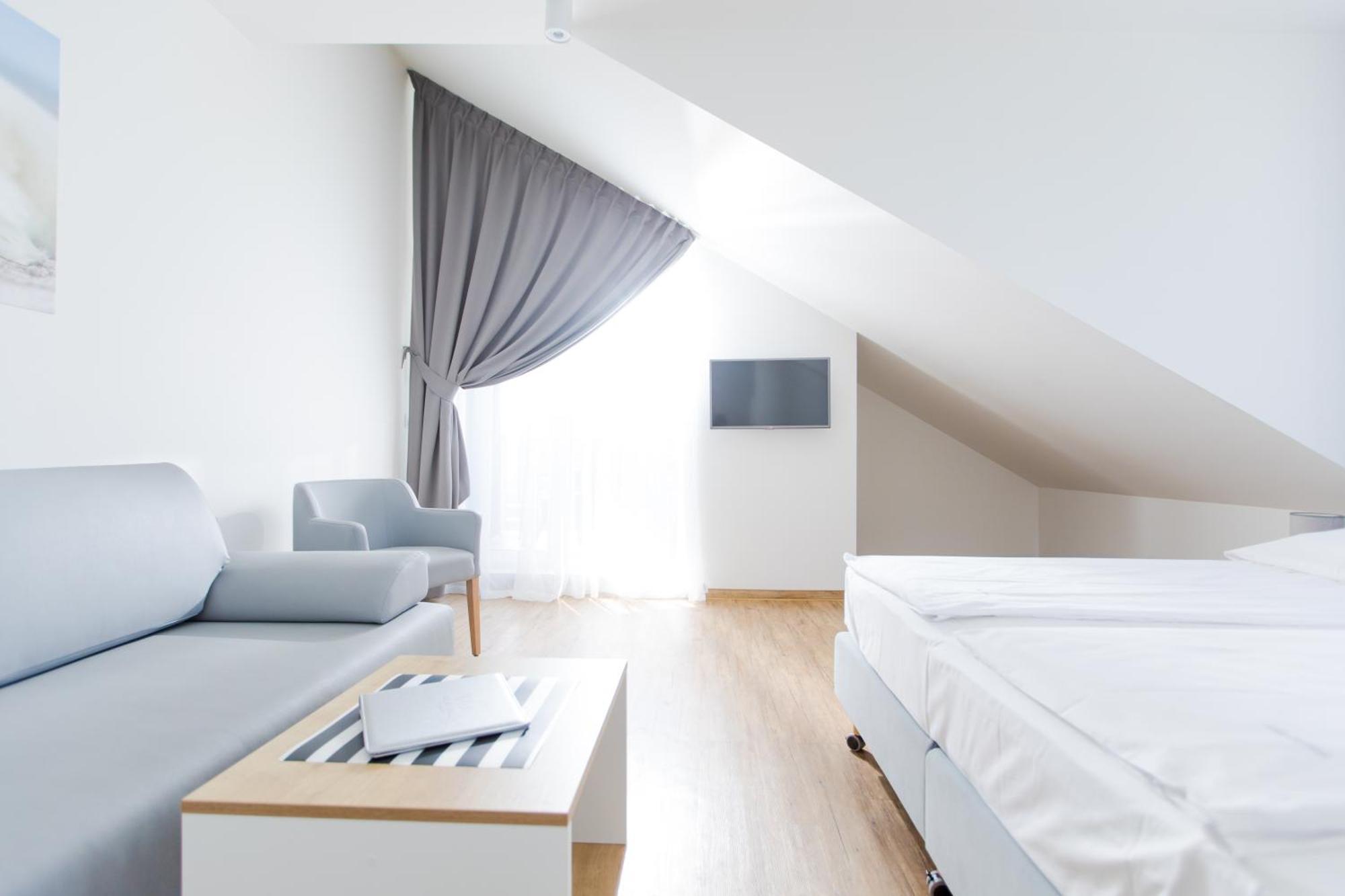 Apartamenty Villa Baltica Rewal - Jacuzzi Na Dachu, Wi-Fi, Parking W Cenie Exterior foto